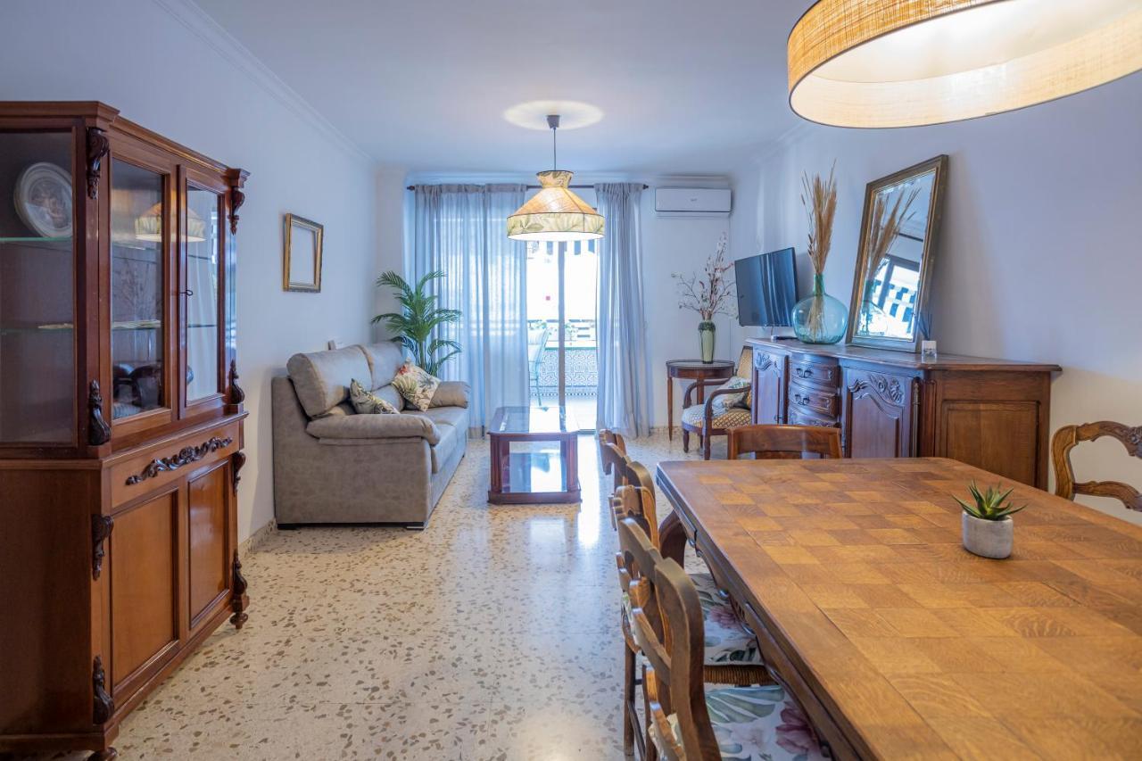 Apartamento Parque Mediterraneo Málaga Exteriör bild